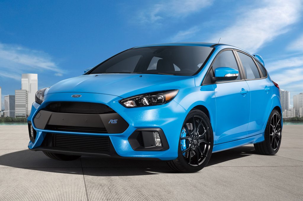 2017-Ford-Focus-RS-front-three-quarter