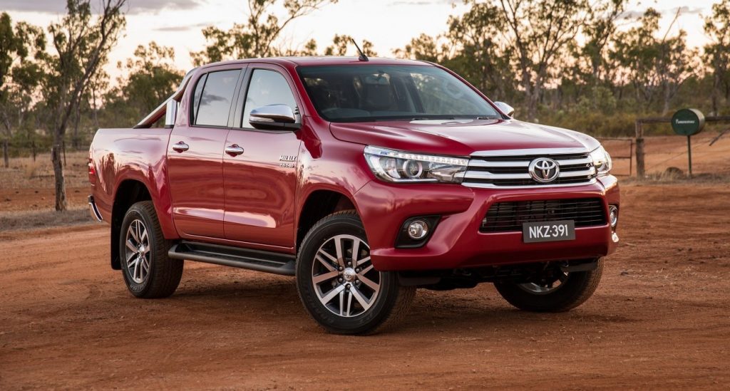 15HiLux_04hr-e1457065224137